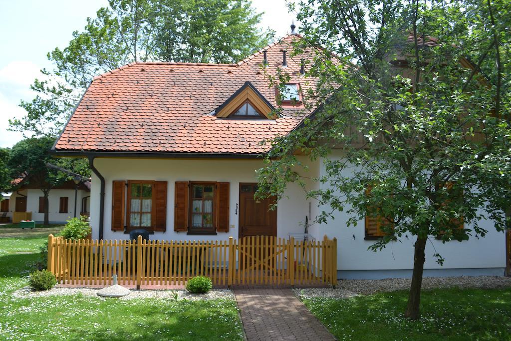 Apartma Trobentica 15 Moravske-Toplice Room photo